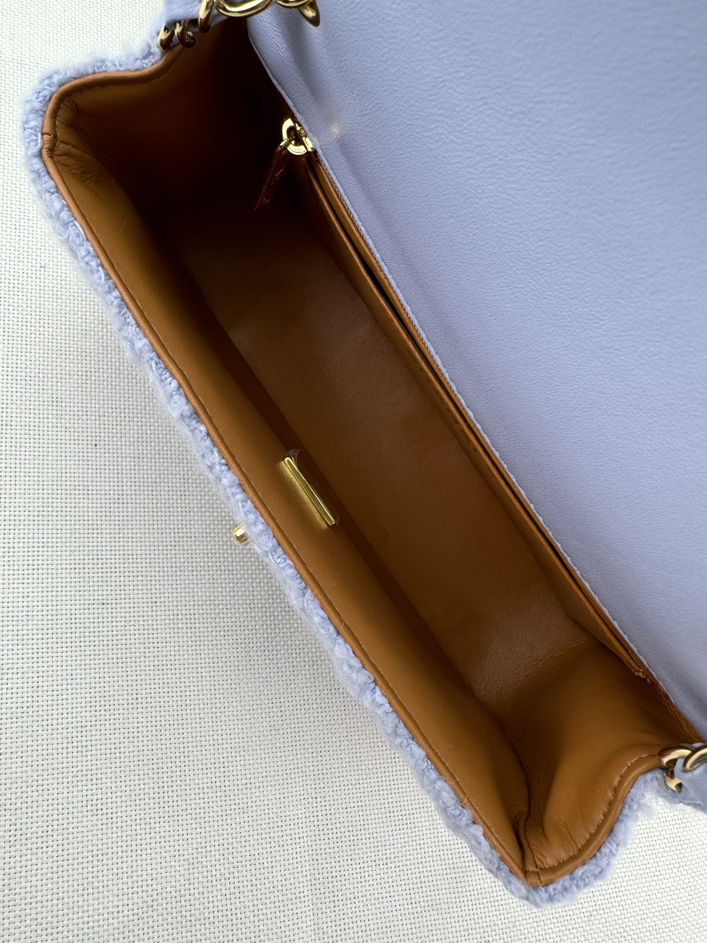 CHANEL MINI CLASSIC 11.12 HANDBAG 20 12 ¡Á 20 ¡Á 6 cm - Image 8
