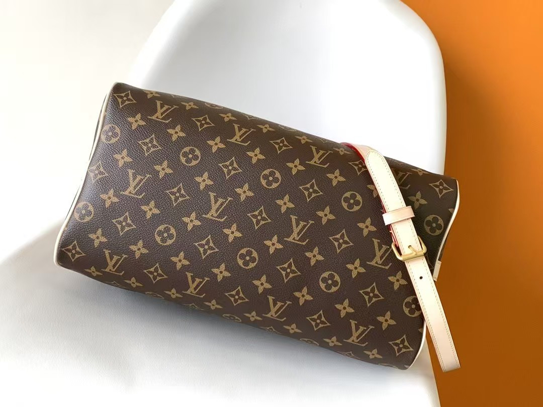 LV Speedy Bandouli¨¨re 35 M46981 13.8 x 9.1 x 7.1 inches - Image 3