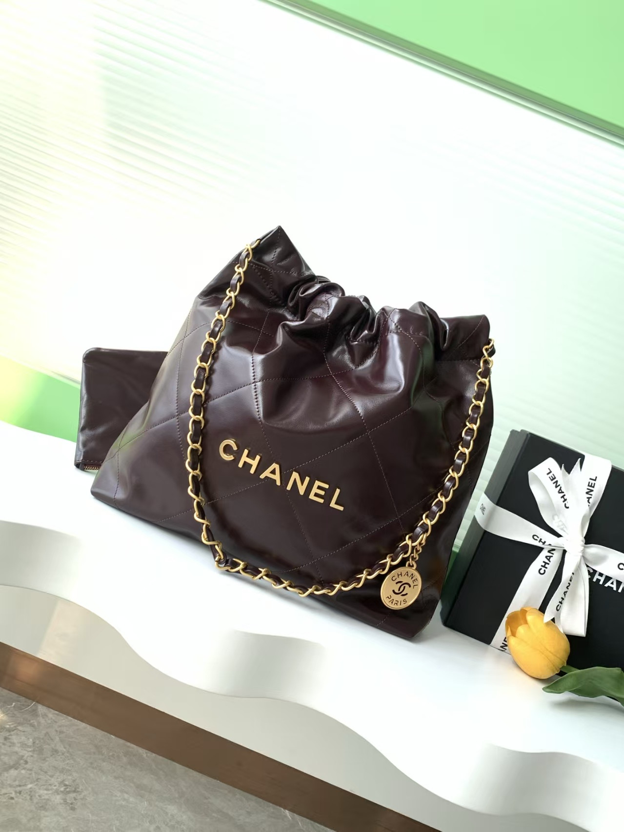 CHANEL 22 SMALL HANDBAG 35x37x7cm