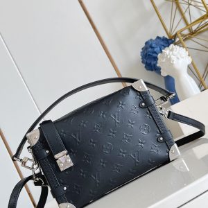Alternative view of LV Side Trunk MM M14572 16x8x23cm