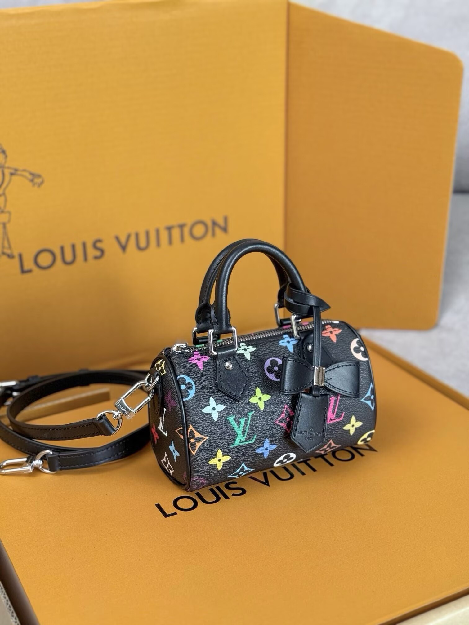 LV NANO SPEEDY M13406 16x11x9cm - Image 5