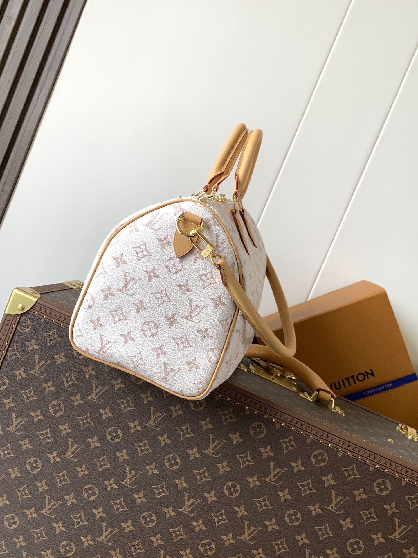 LV Speedy Soft 30 Lucky M15108 21x17x30cm - Image 4