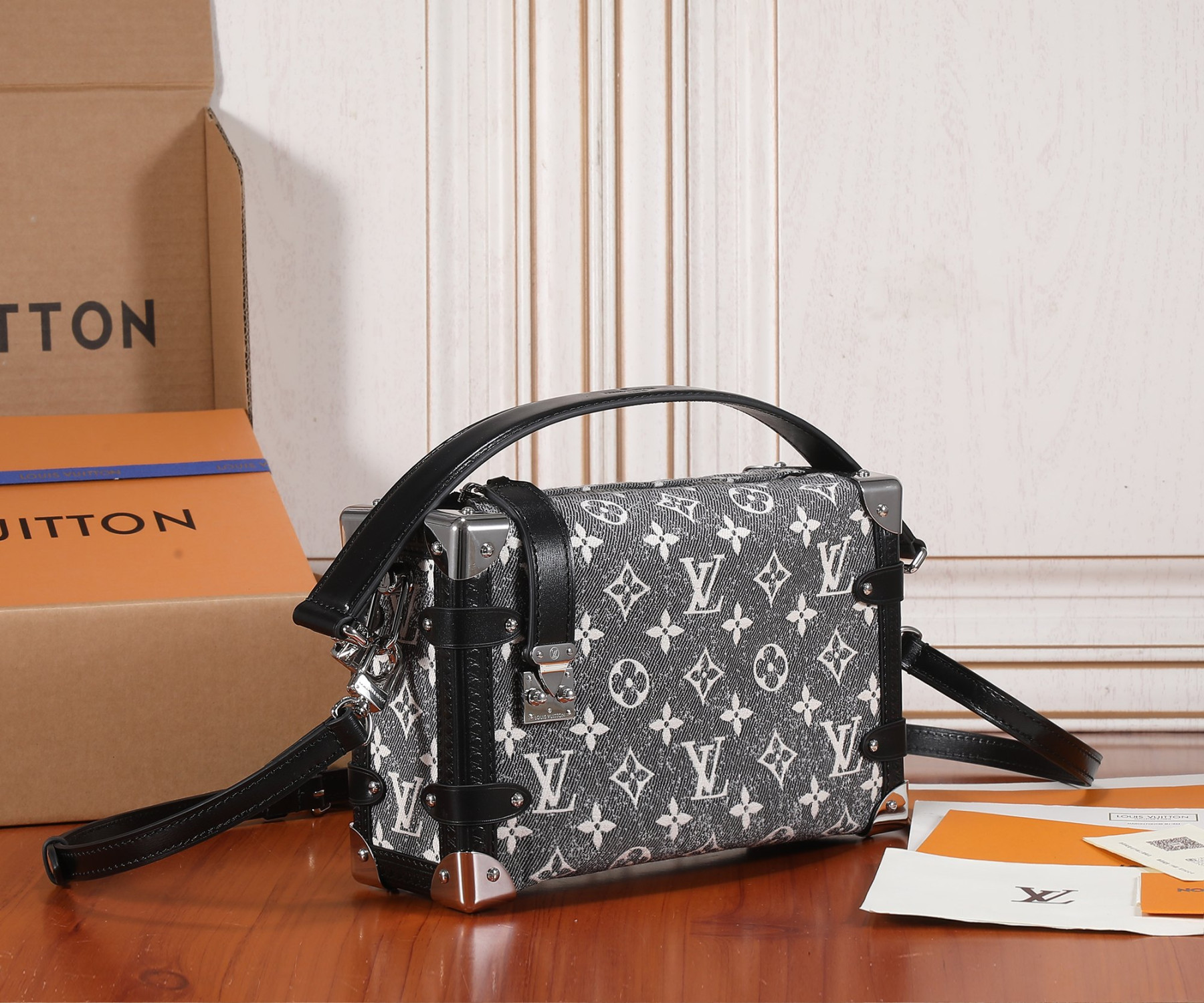 LV SIDE TRUNK MM M21460 8.3 x 5.5 x 2.4 inches - Image 3