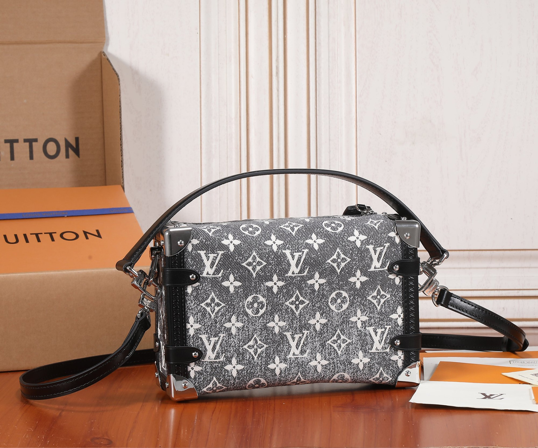 LV SIDE TRUNK MM M21460 8.3 x 5.5 x 2.4 inches - Image 4