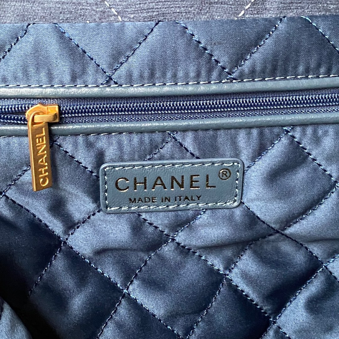 CHANEL 22 SMALL HANDBAG velvet NAVY 13.7¡Á14.4¡Á2.7 in - Image 8