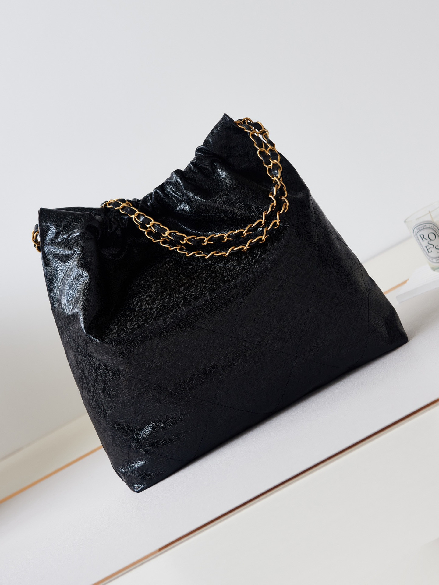 CHANEL 22 HANDBAG Shiny Calfskin Black 15.21¡Á16.38¡Á3.12 in - Image 7