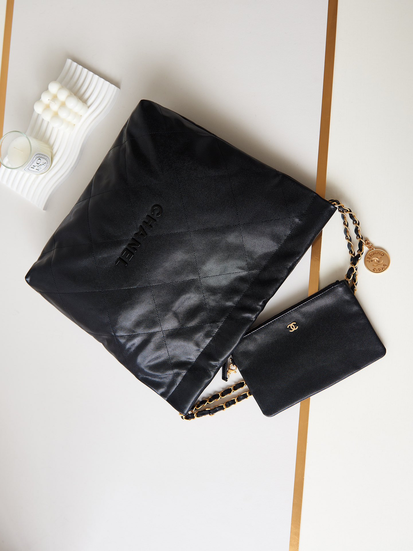 CHANEL 22 HANDBAG Shiny Calfskin Black 15.21¡Á16.38¡Á3.12 in - Image 8