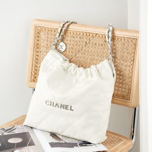 Alternative view of CHANEL 22 SMALL HANDBAG Shiny Calfskin White 13.7¡Á14.4¡Á2.7 in