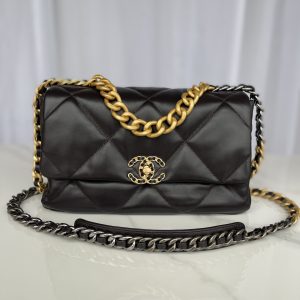 CHANEL 19 LARGE HANDBAG Shiny Leather, Gold-Tone, Silver-Tone & Ruthenium-Finish Metal Black 7.8 ¡Á 11.7 ¡Á 3.9 in