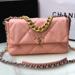 CHANEL 19 LARGE HANDBAG Shiny Leather, Gold-Tone, Silver-Tone & Ruthenium-Finish Metal Light Pink 7.8 ¡Á 11.7 ¡Á 3.9 in