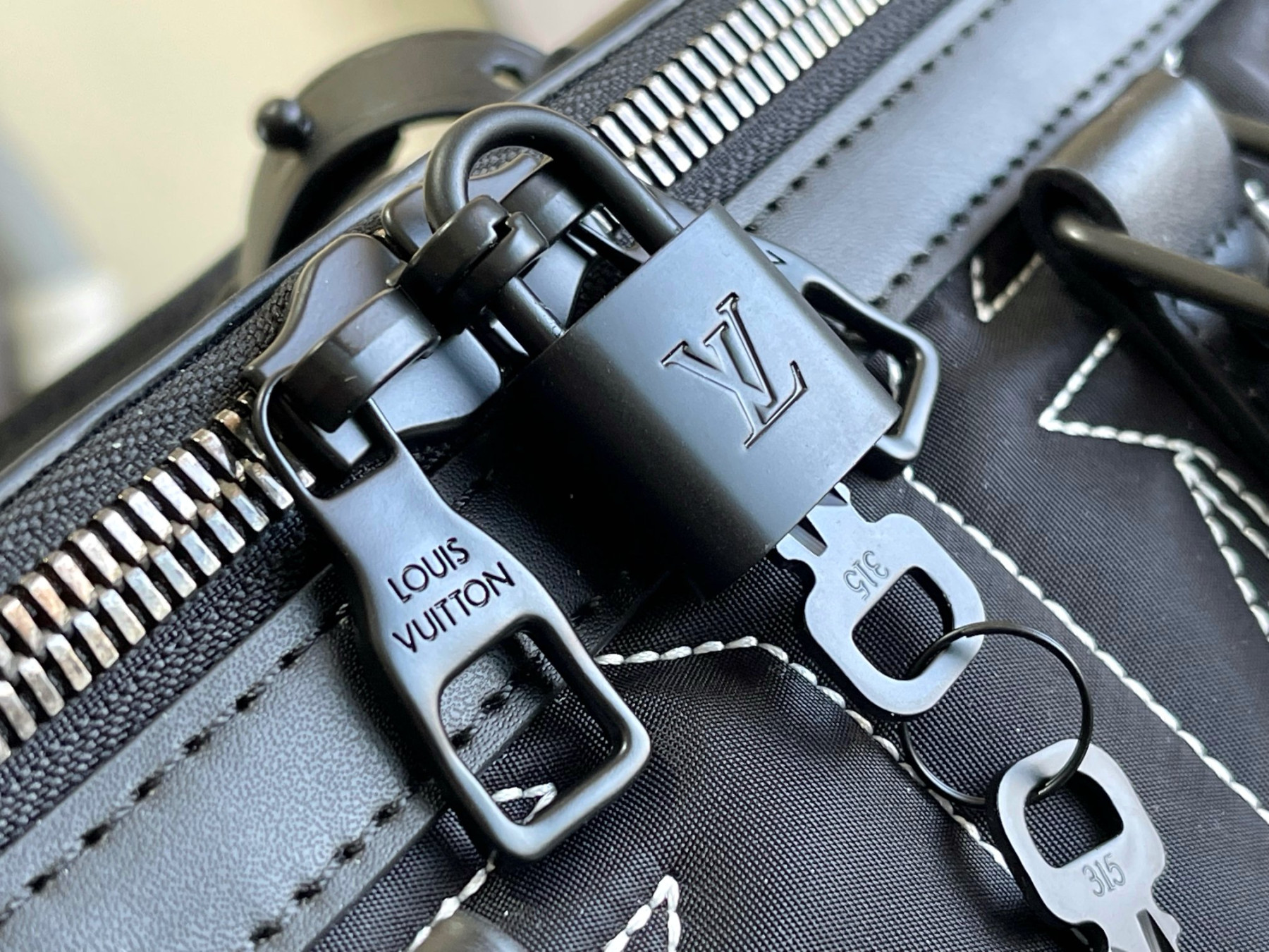 Louis Vuitton Keepall Bandouli¨¨re 50 M21382 - Image 8