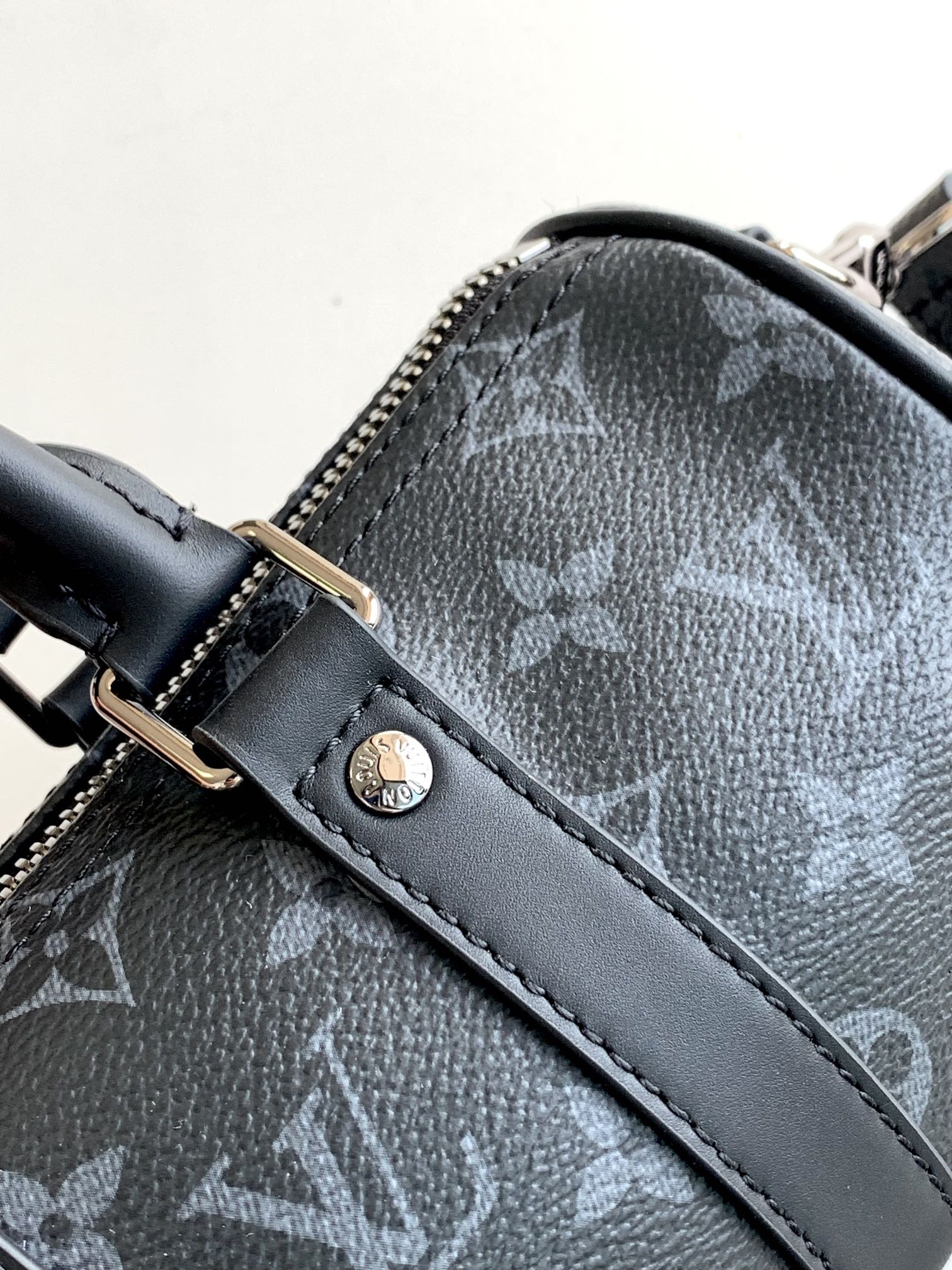 Louis Vuitton Keepall XS Monogram Eclipse Reverse Black M45947 21 x 12 x 9 CM - Image 6