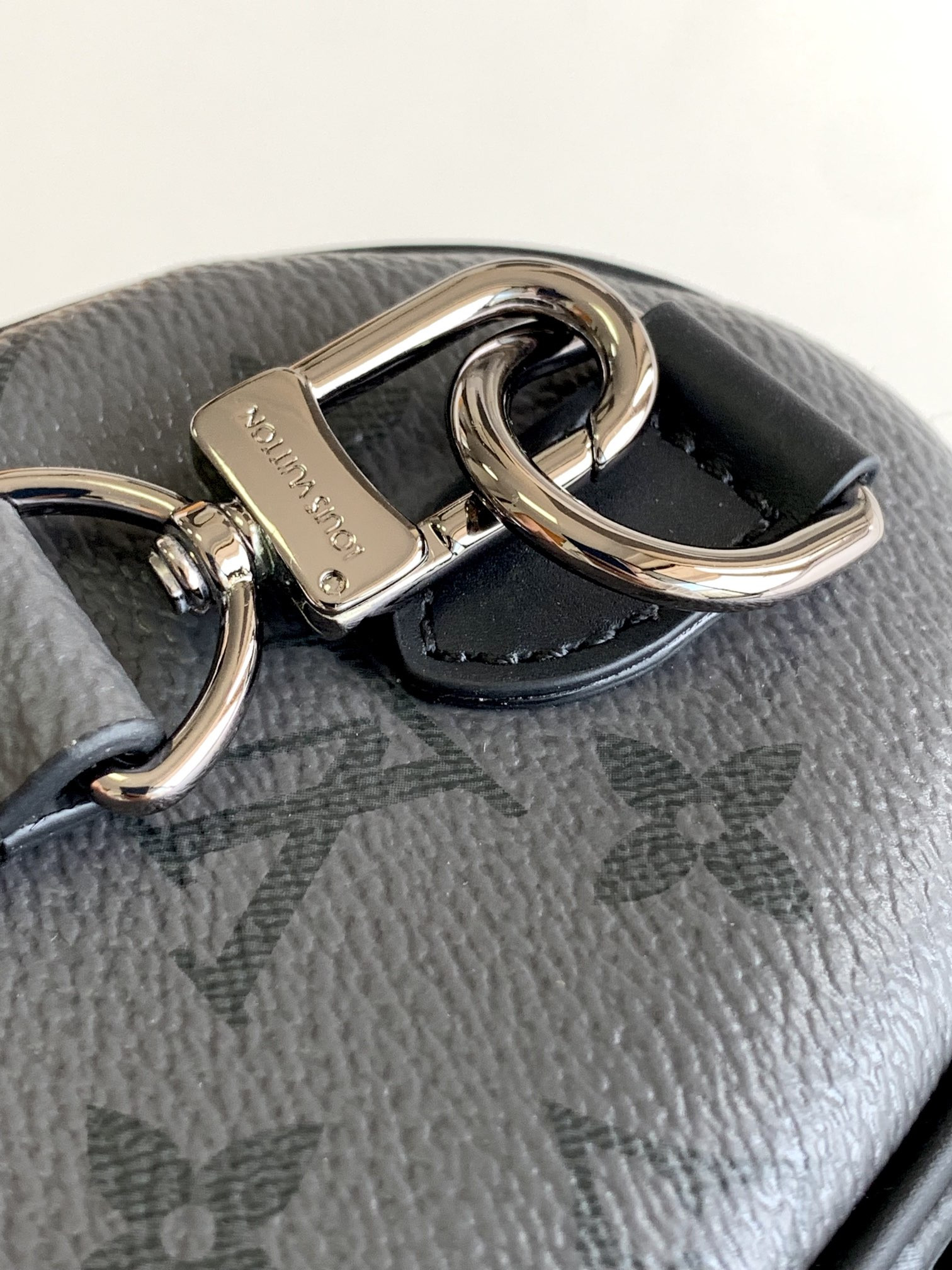 Louis Vuitton Keepall XS Monogram Eclipse Reverse Black M45947 21 x 12 x 9 CM - Image 8