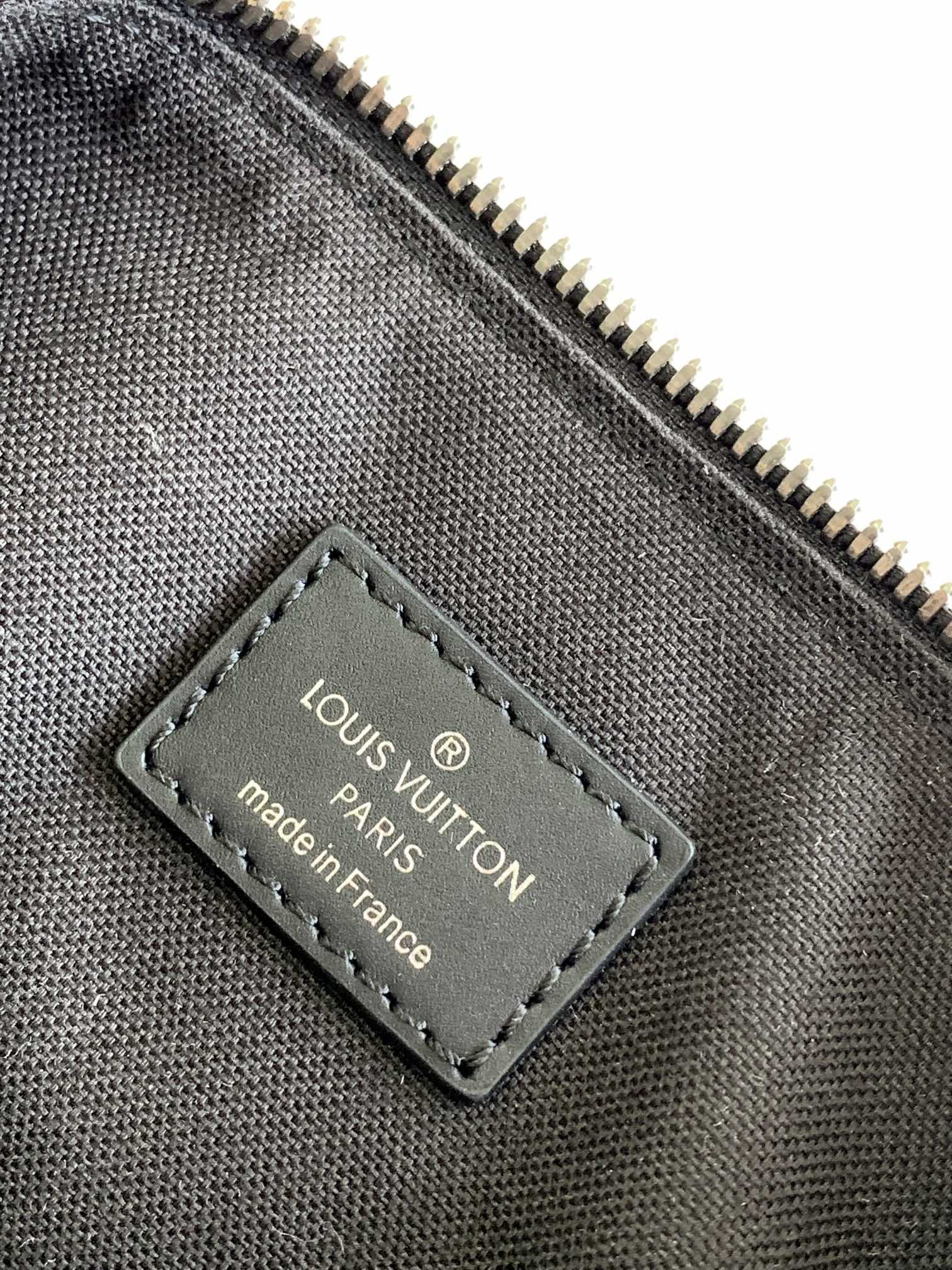 Louis Vuitton Keepall XS Monogram Eclipse Reverse Black M45947 21 x 12 x 9 CM - Image 10
