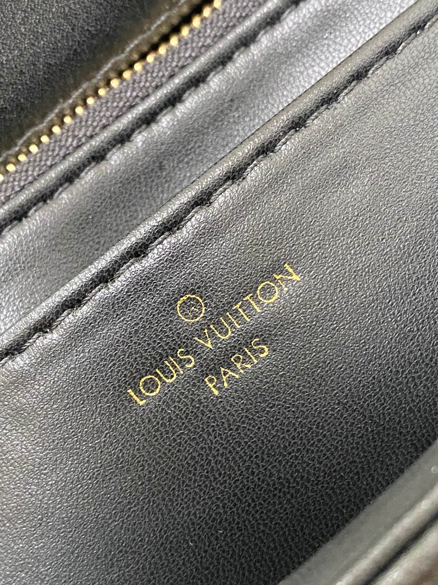 LOUIS VUITTON M22891 GO-14 MM 9.1 x 6.3 x 3.9 inches - Image 10