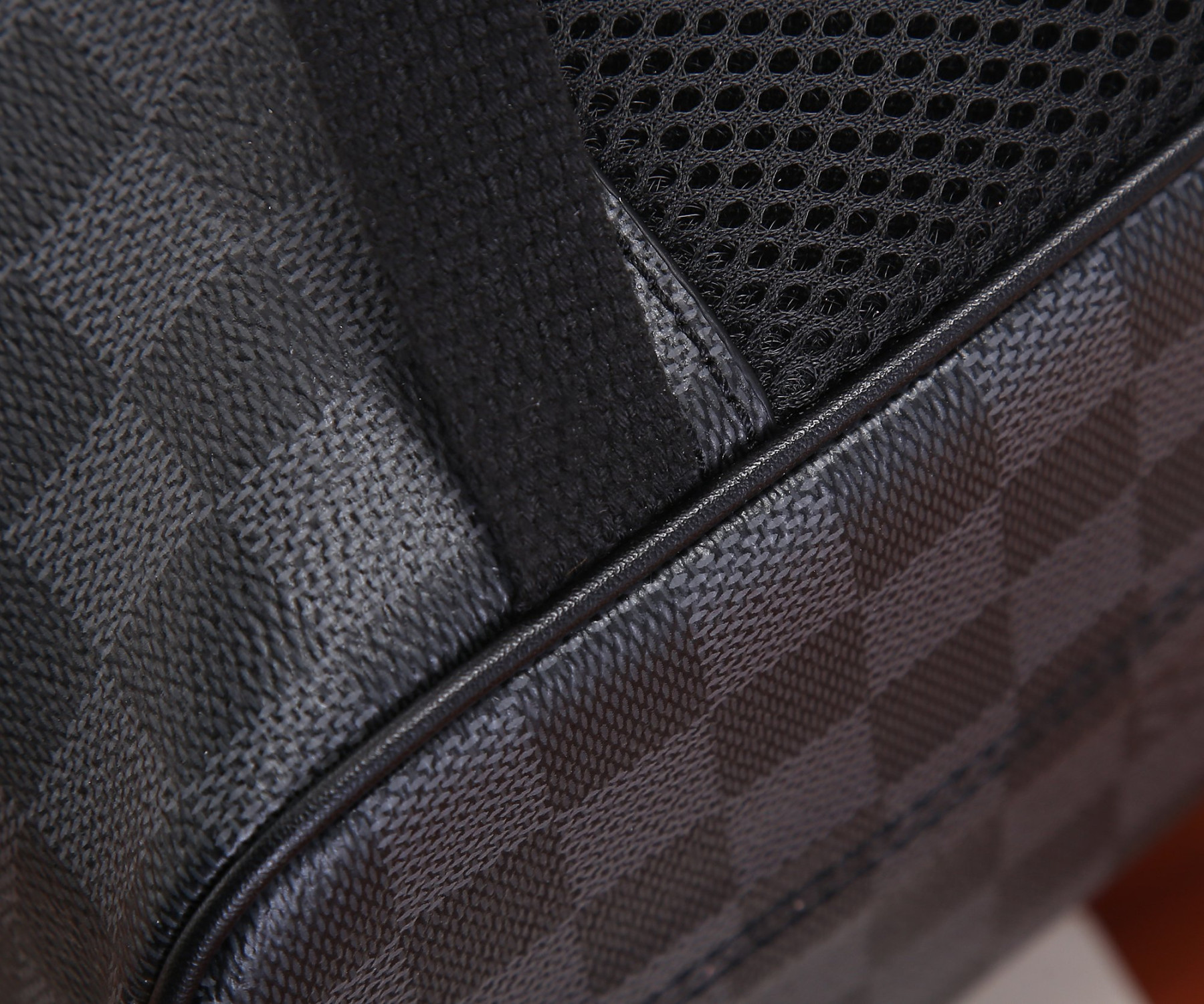 Louis Vuitton N40499 Avenue Backpack 40 x 31 x 15 cm - Image 18