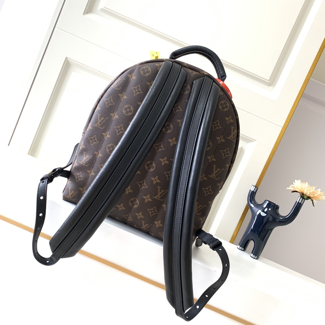 LV M44874 Palm Springs MM 11.8 x 13 x 6.3 inches - Image 3