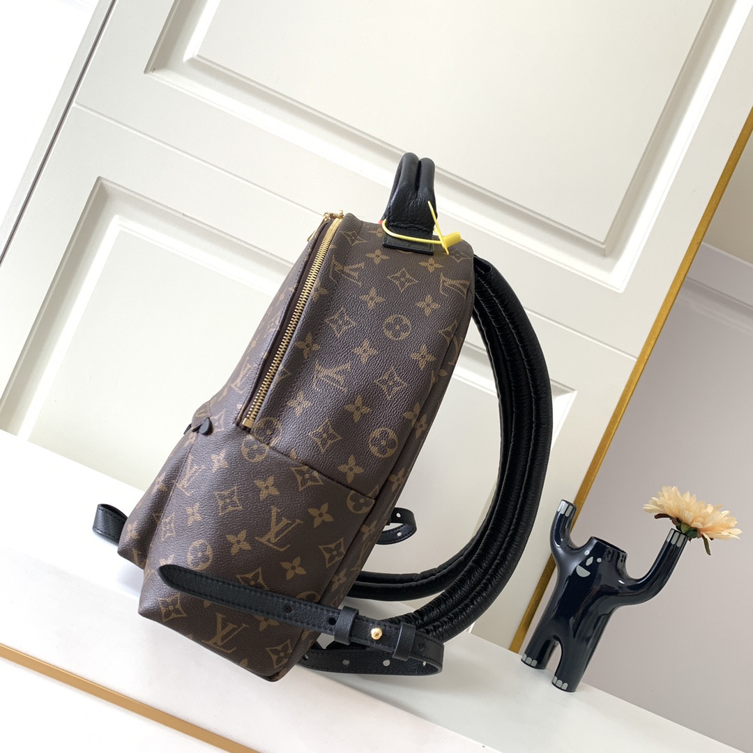 LV M44874 Palm Springs MM 11.8 x 13 x 6.3 inches - Image 4