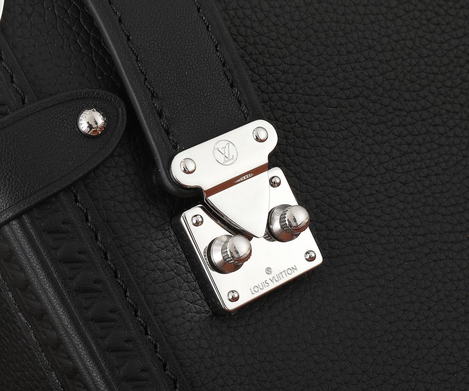 LV Side Trunk MM M25160 8.3 x 5.5 x 2.4 inches - Image 11