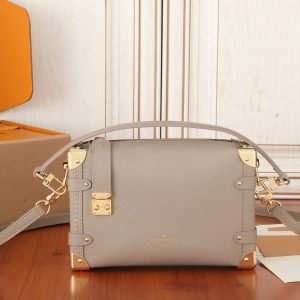 Alternative view of LV Side Trunk MM M25172  8.3 x 5.5 x 2.4 inches
