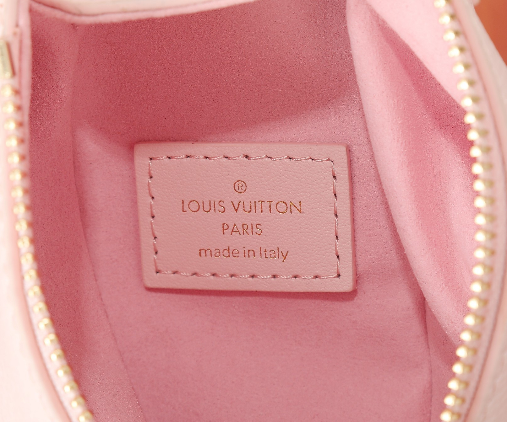 LV Side Trunk PM M25071 7.1 x 4.9 x 3.1 in - Image 19