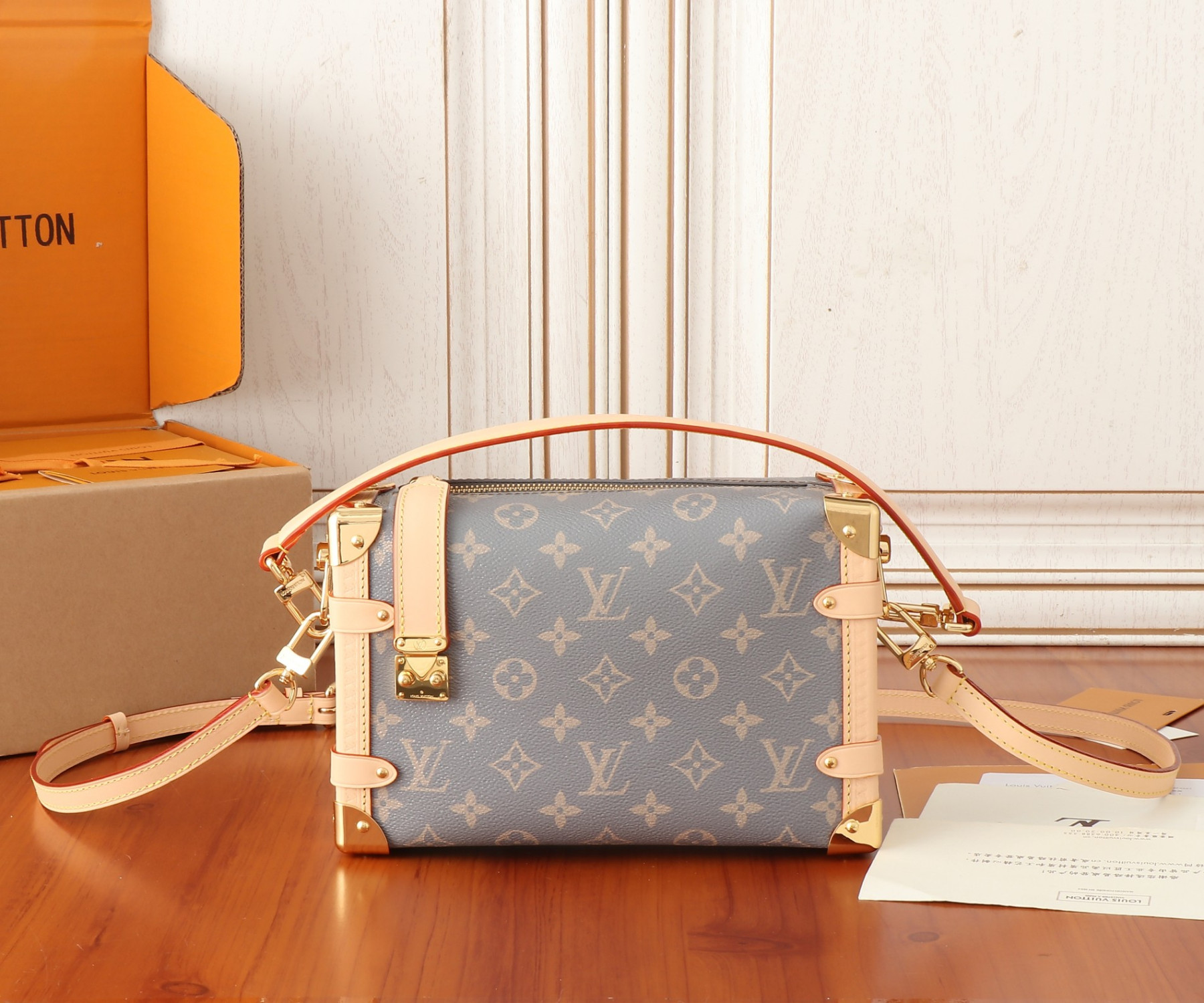LV Side Trunk M12428 21x14x6CM - Image 2