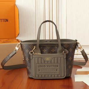 LV Neverfull Bandouli¨¨re Inside Out BB M12109 24x14x9cm