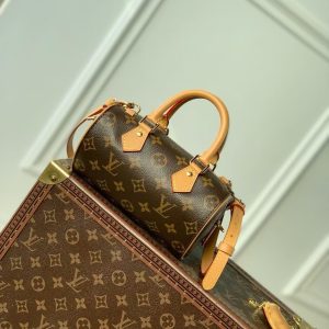LV Nano Speedy Dating M13226 18 x 10.5 x 11.5 cm