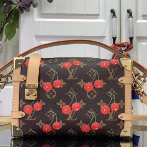 Alternative view of LV x TM Side Trunk MM M14278 21x14x6cm
