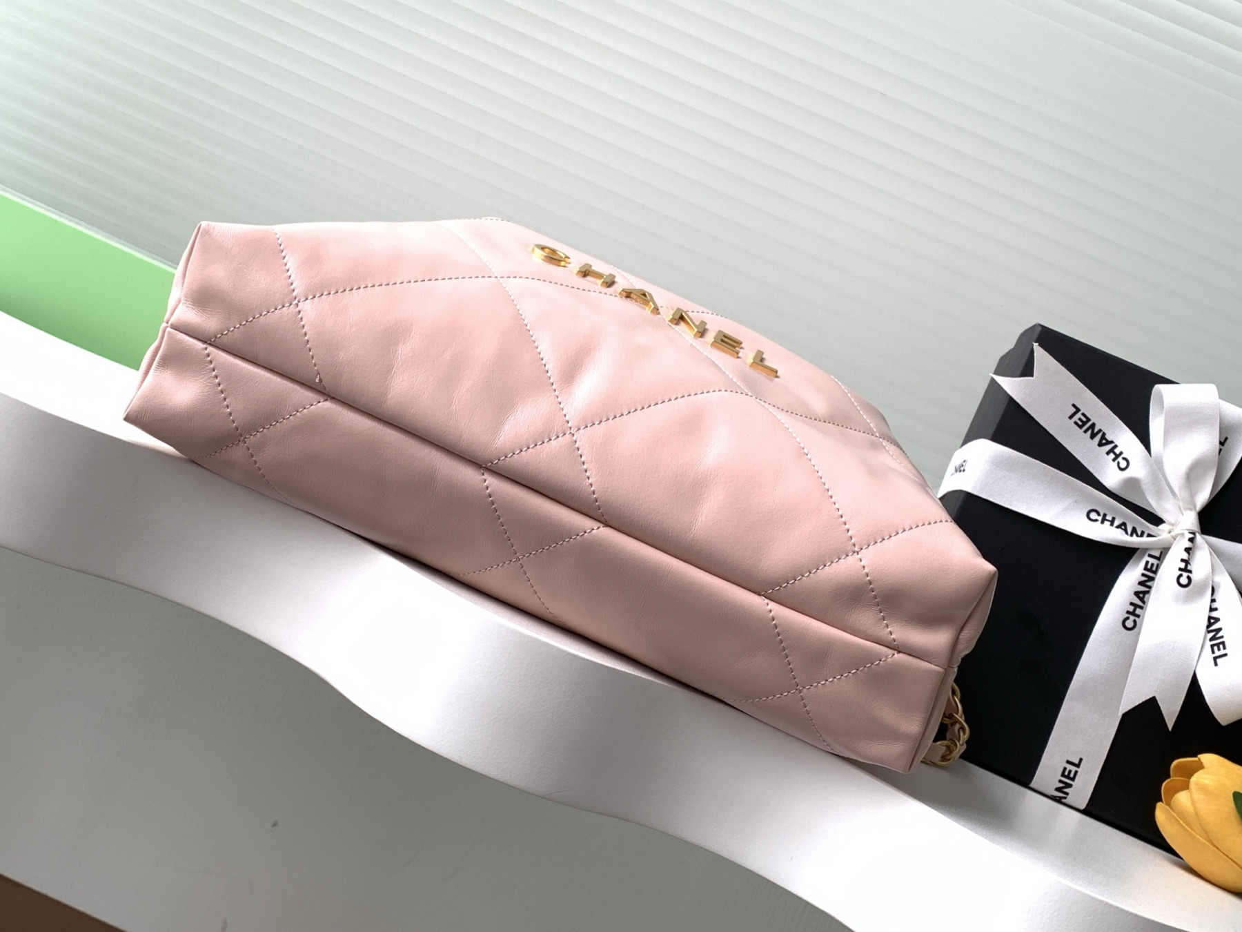 CHANEL 22 SMALL HANDBAG AS3260 35x37x7cm - Image 7