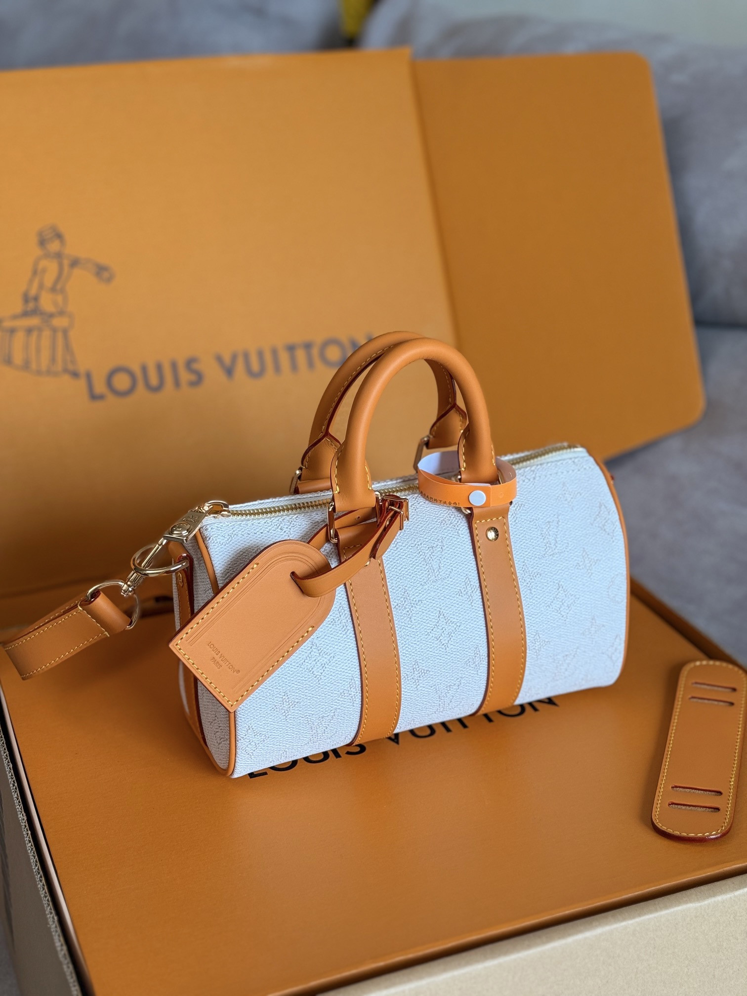 LV Keepall Bandouli¨¨re 25 M15076 25x15x11cm - Image 3