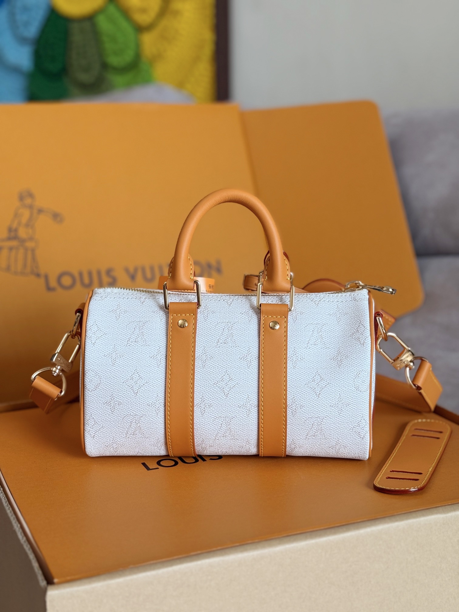 LV Keepall Bandouli¨¨re 25 M15076 25x15x11cm - Image 4