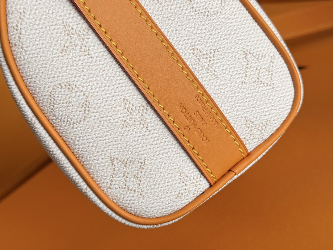 LV Keepall Bandouli¨¨re 25 M15076 25x15x11cm - Image 8