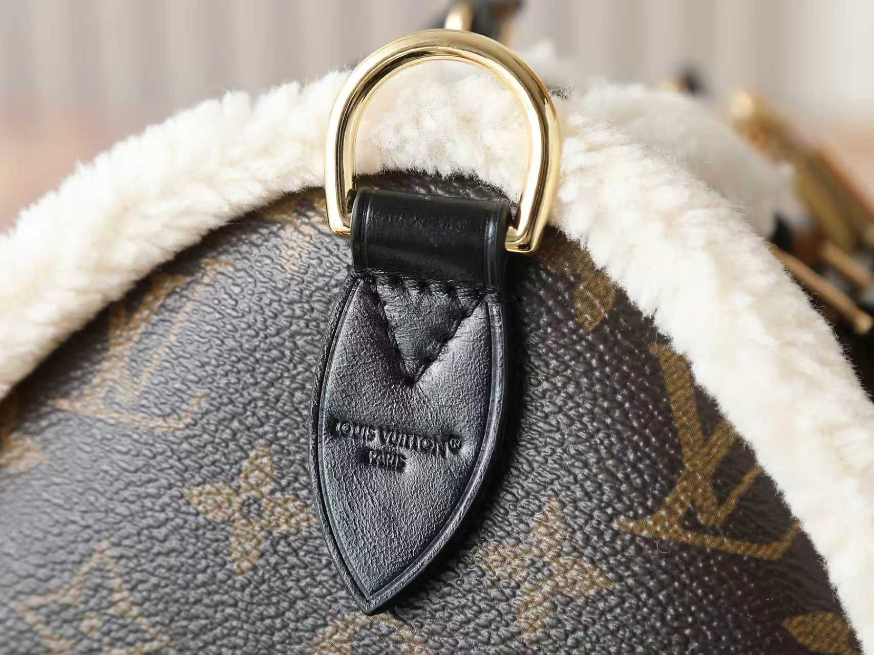 LV Speedy Soft 30 Teddy M26326 30x21x17cm - Image 8