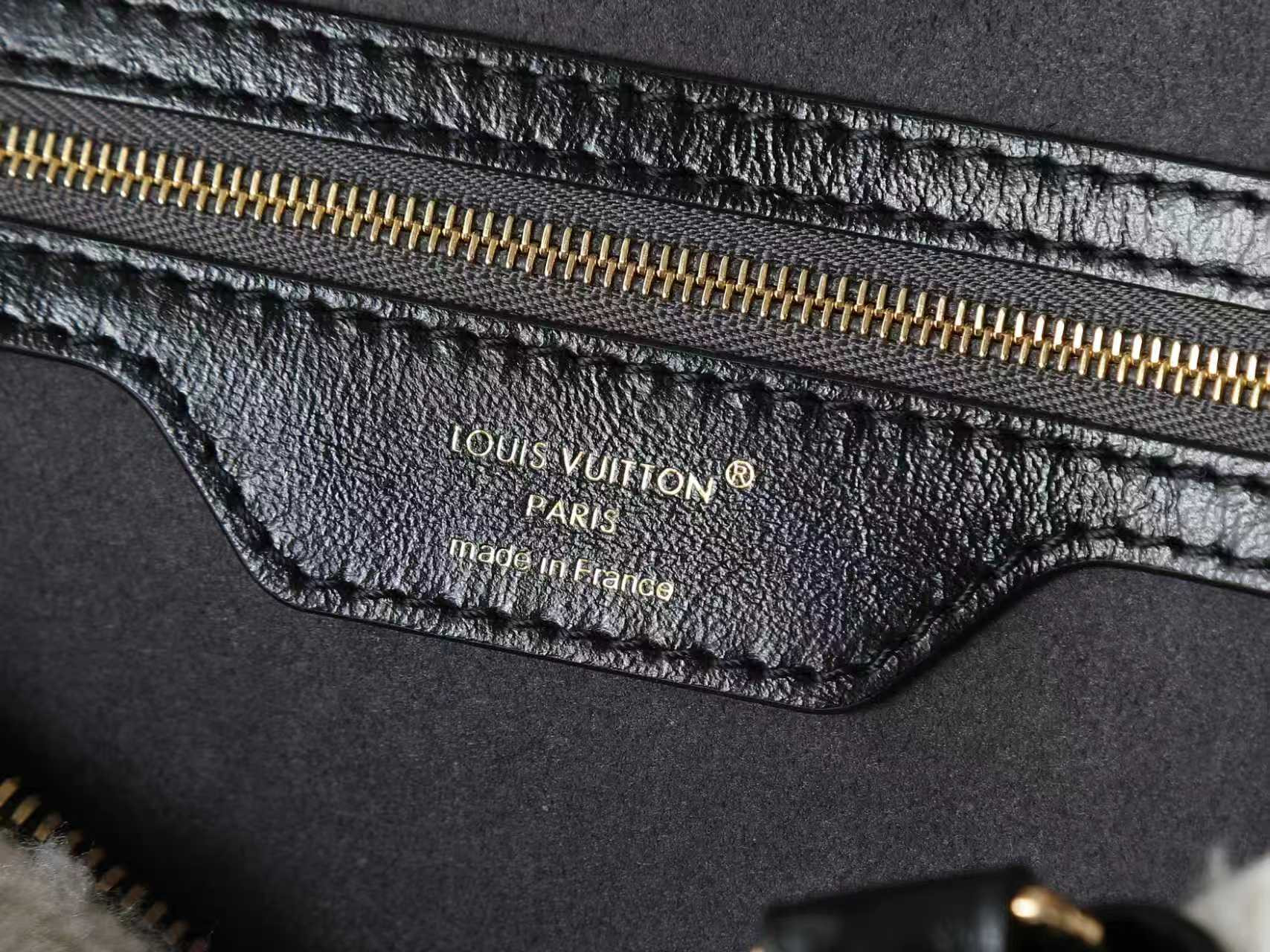 LV Speedy Soft 30 Teddy M26326 30x21x17cm - Image 10