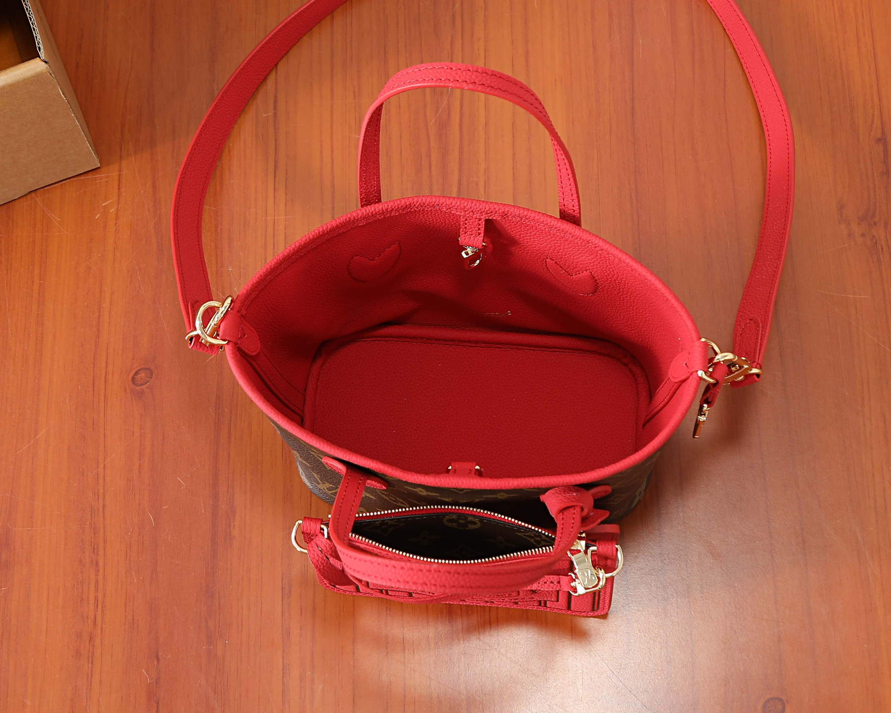 LV NEVERFULL INSIDE OUT BB Handbag M28318 16.5x11x26.5cm - Image 7