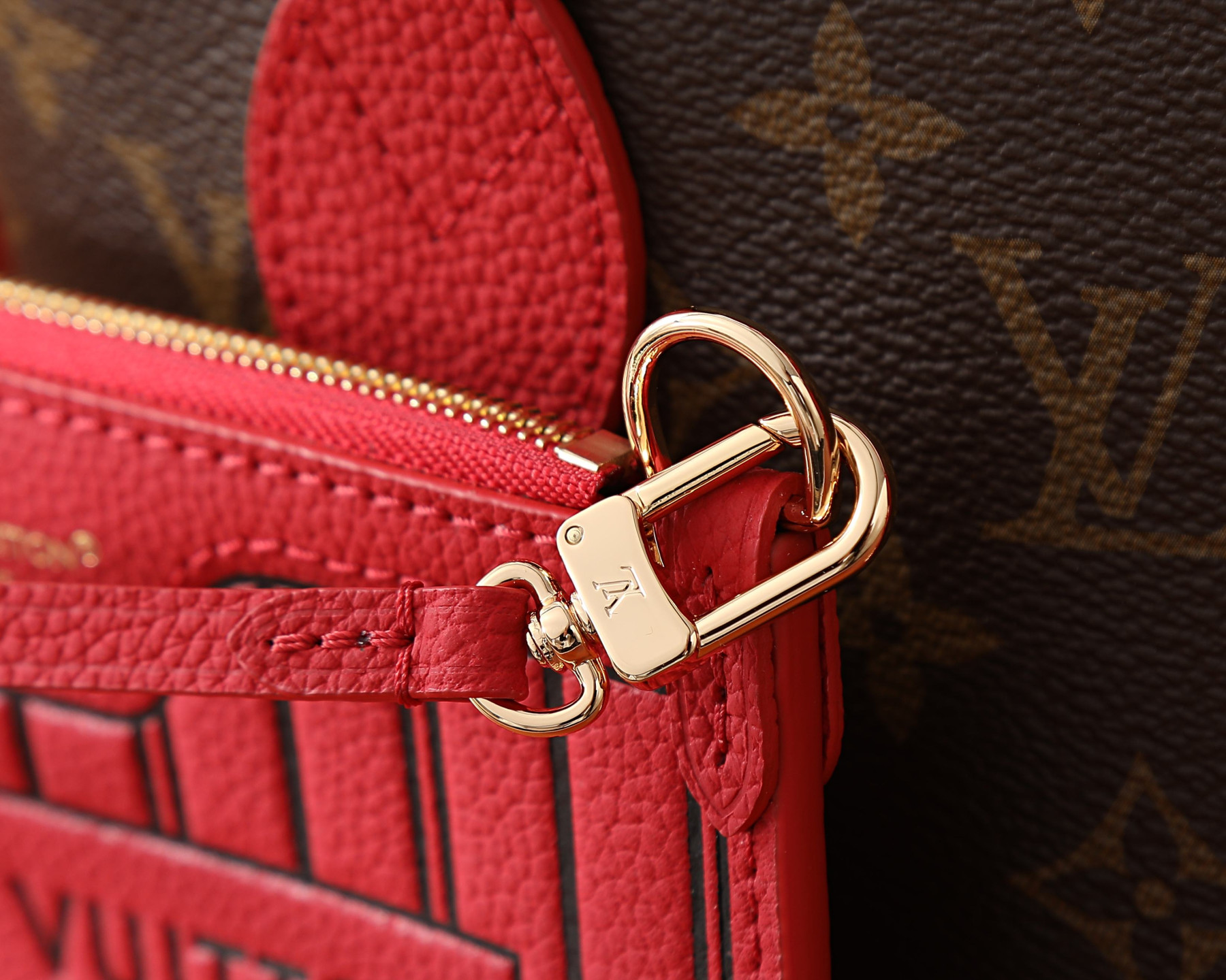LV NEVERFULL INSIDE OUT BB Handbag M28318 16.5x11x26.5cm - Image 12